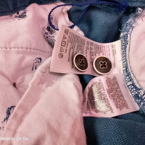 Tommy Bahama Men's Blue Chinos - Picture 5 of 5